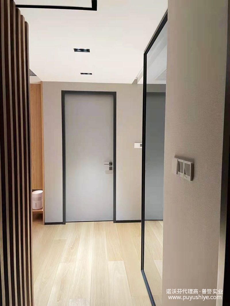 诺沃芬室内门