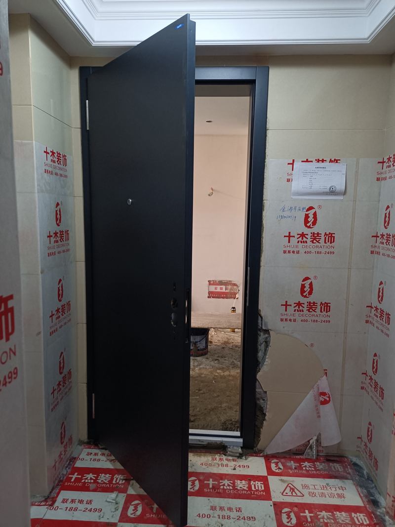 诺沃芬入户门